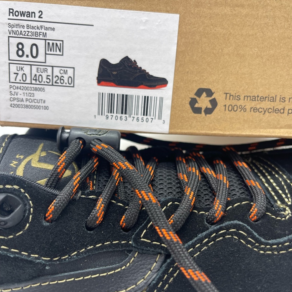 Vans Spitfire Men's Shoes Rowan 2
Spitfire Black/Flame
VN0A2Z3IBFM Sneakers - Picture 16 of 16